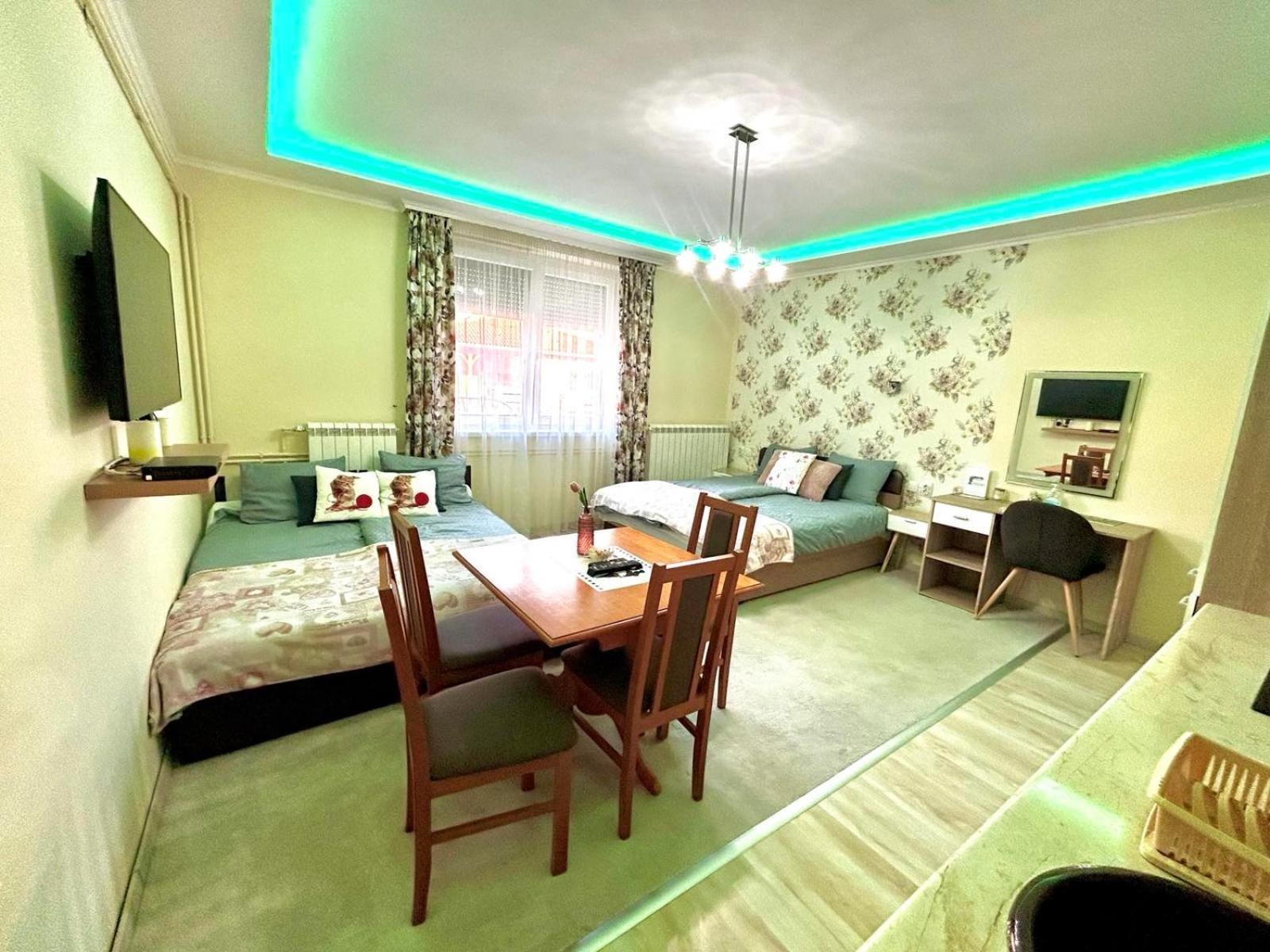 Belien Apartman Mako Exterior photo